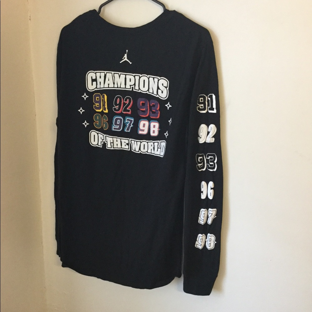 JORDAN CHAMPIONS OF THE WORLD Vintage UNSX Sweater - Picture 4 of 8